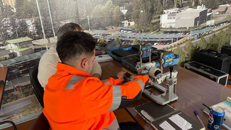 Inducción de manejo y uso del equipo
